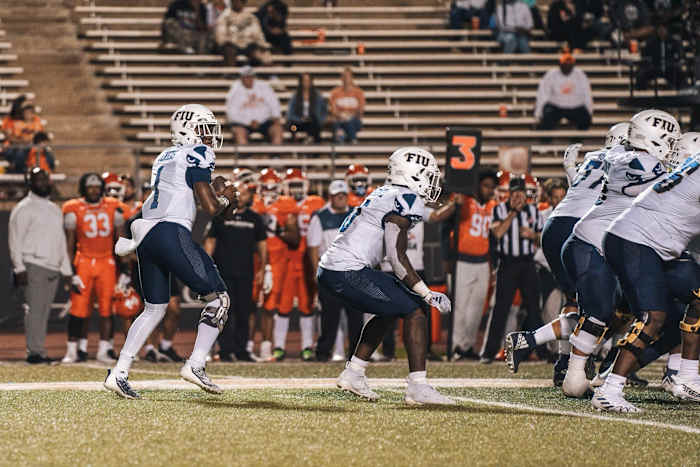 Screenshot 2023-11-08 at 10.22.30 PM